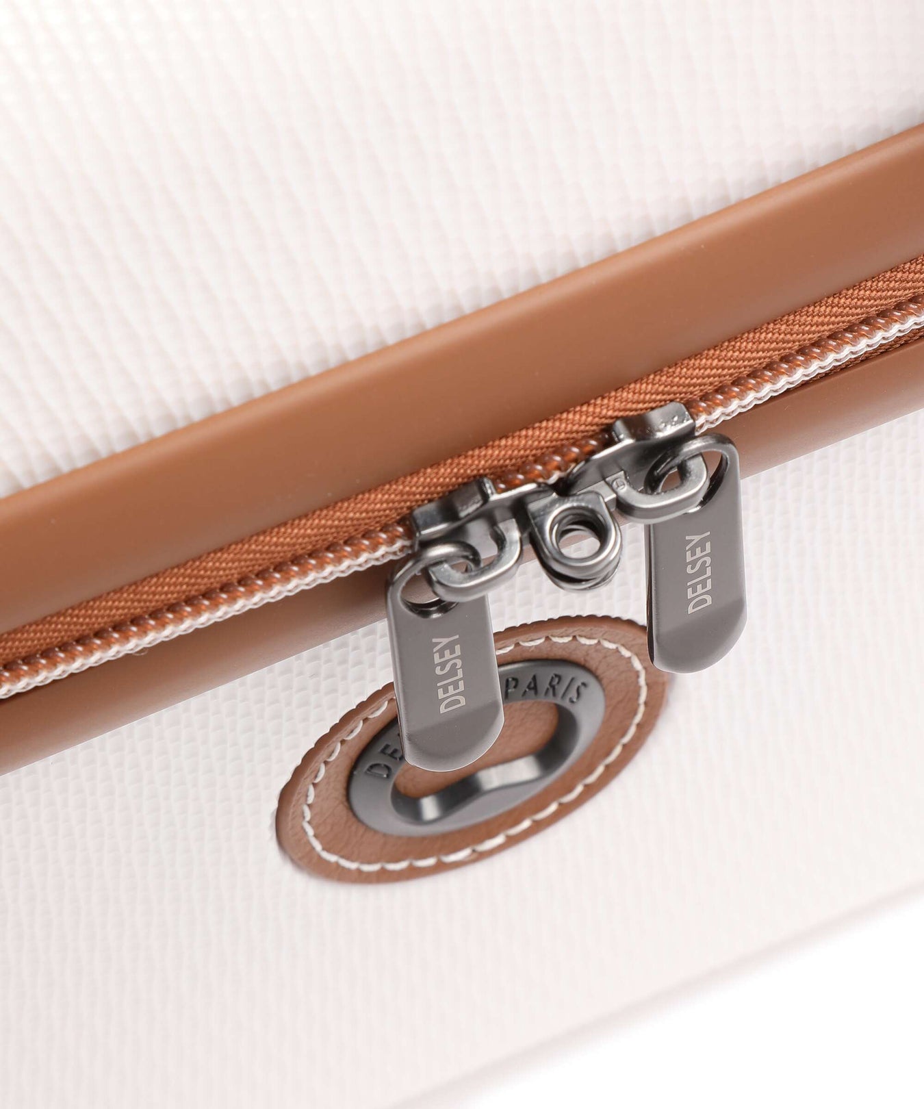 Delsey Paris Chatelet Air 2.0 Beauty case angora