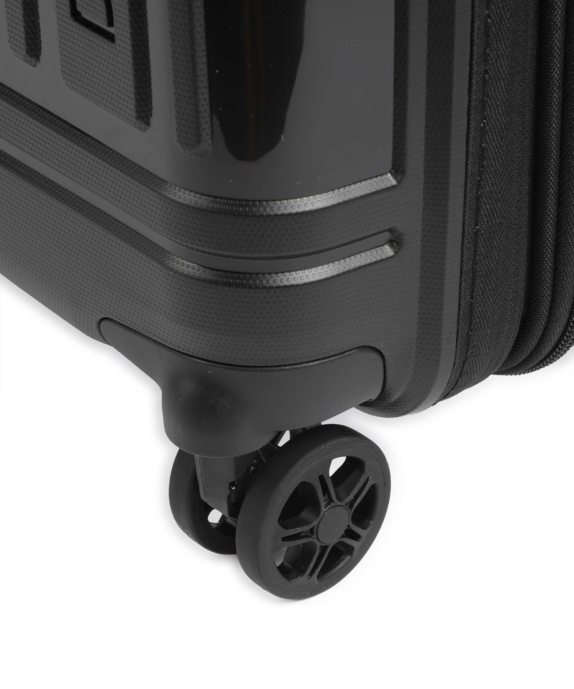 Delsey Paris Lutece Se Slim Spinner (4 wheels) black