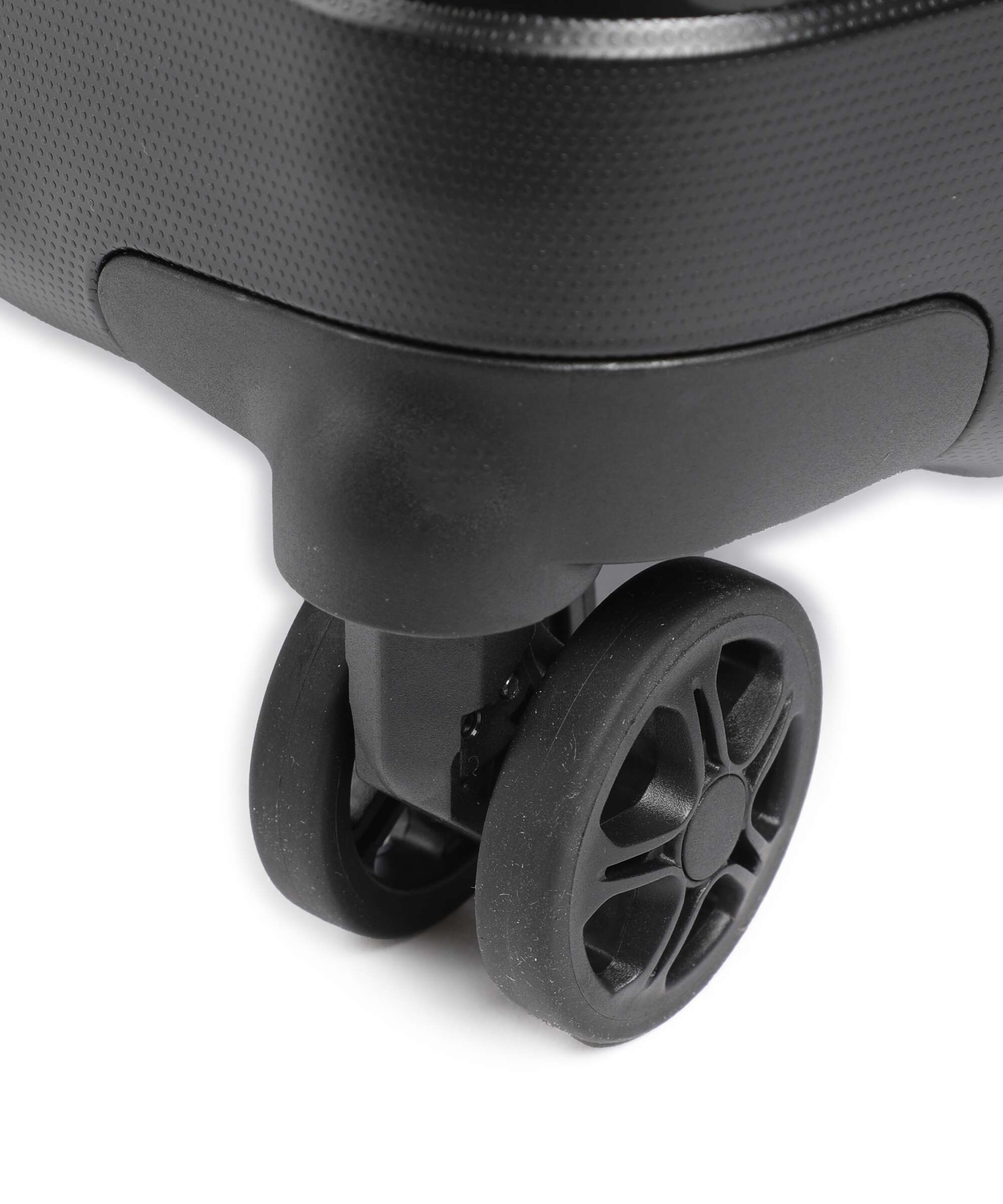 Delsey Paris Lutece Se Spinner (4 wheels) black