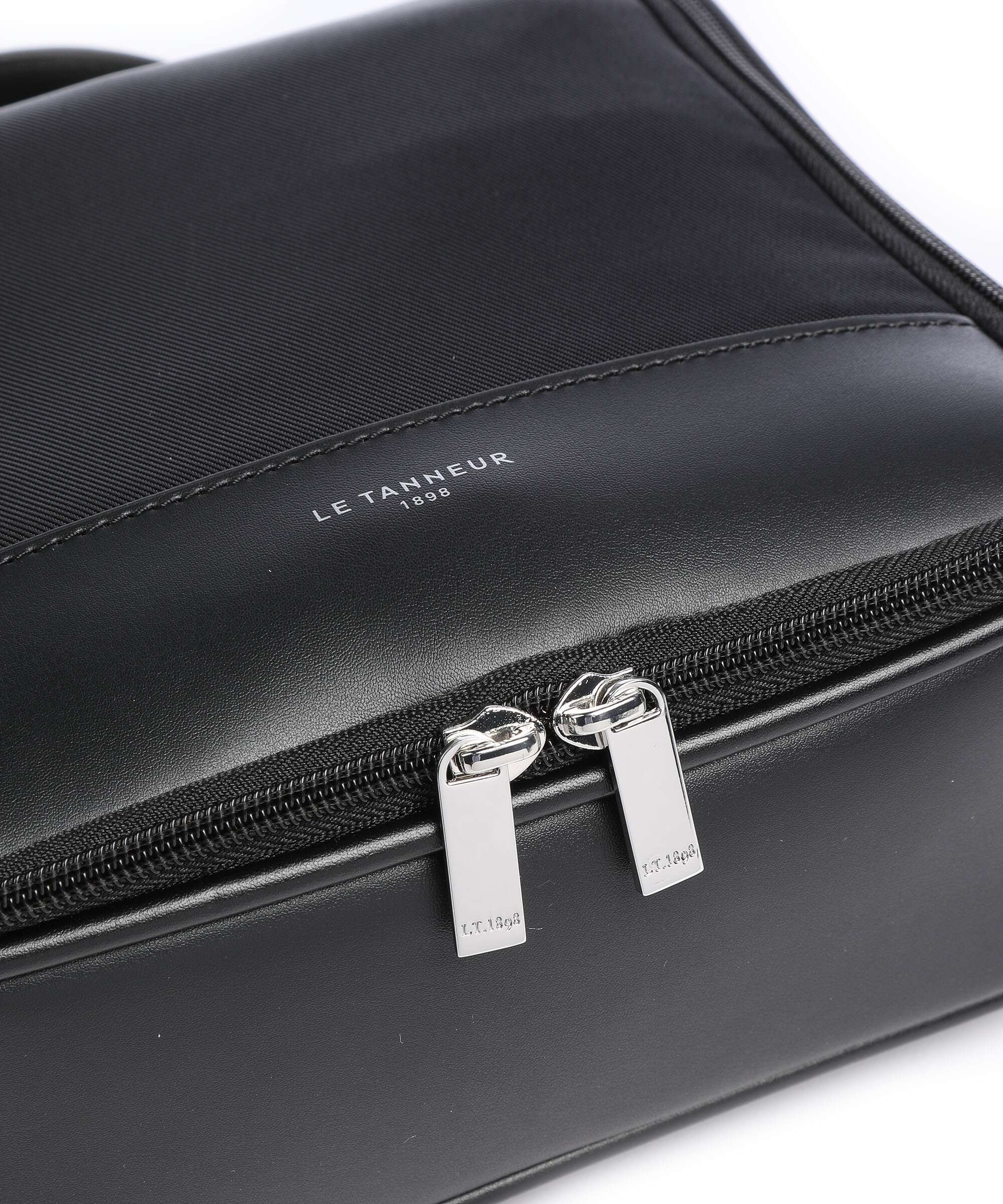 Le Tanneur Gaspard Toiletry bag noir
