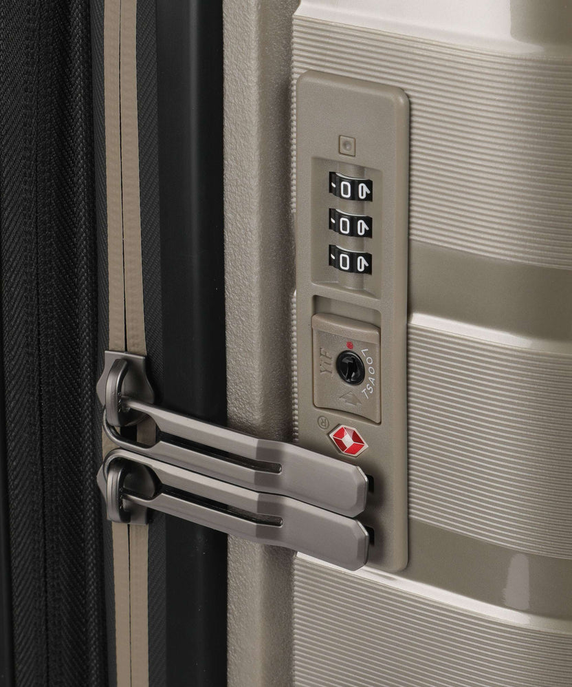 Travelite Air Base Spinner (4 wheels) champagner