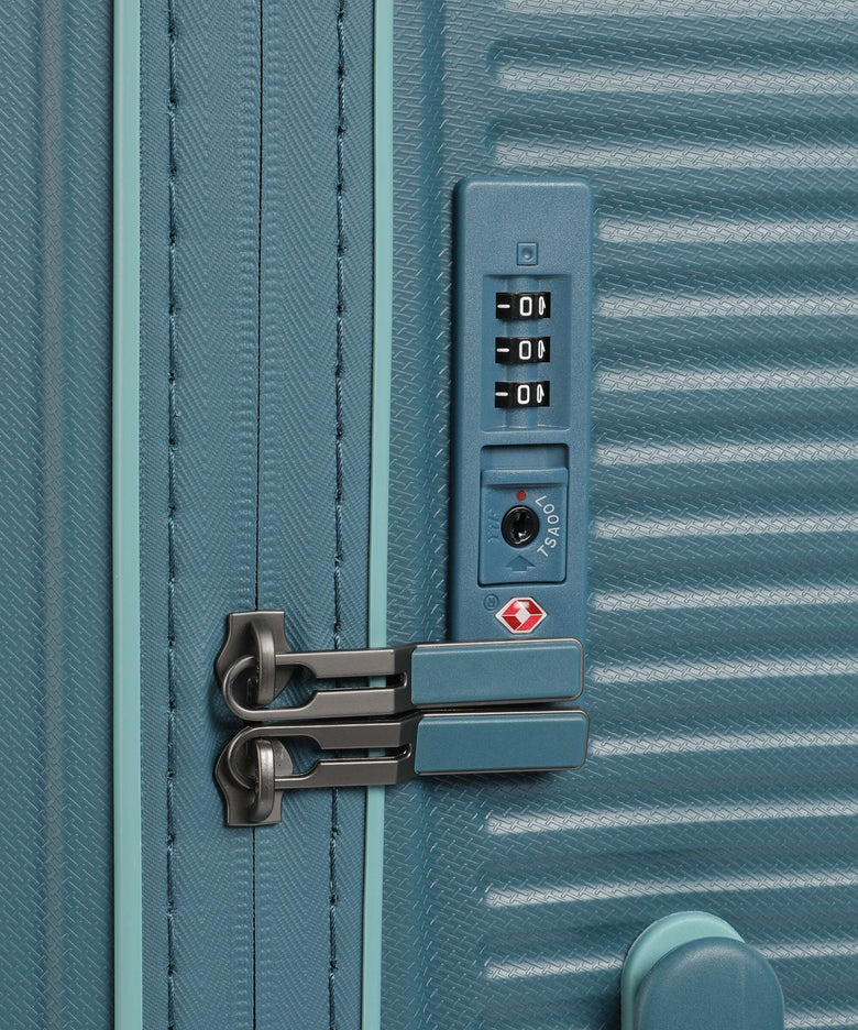 Travelite Roomer Spinner (4 wheels) aqua