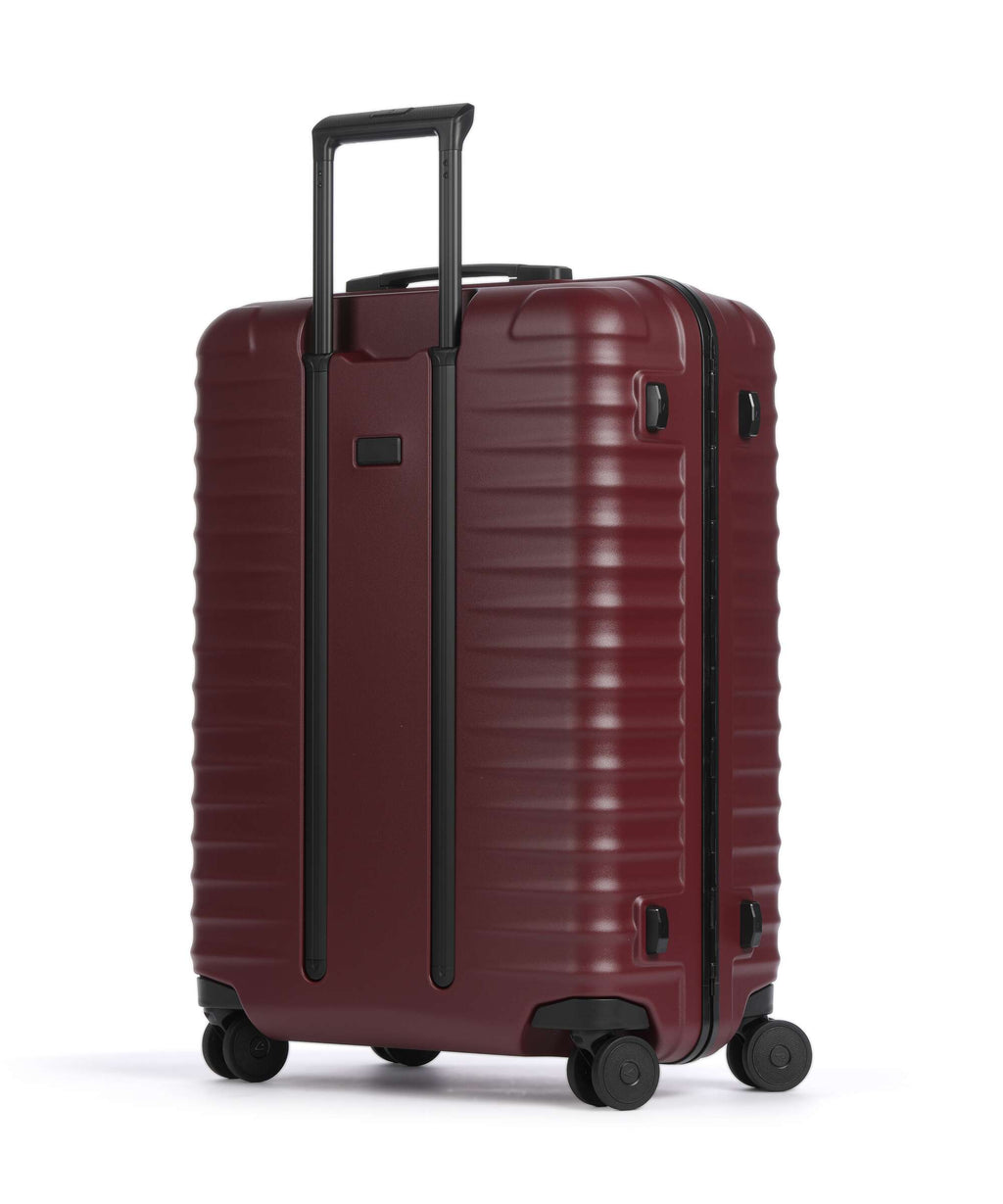 Titan Overseas Spinner (4 wheels) emberwood red
