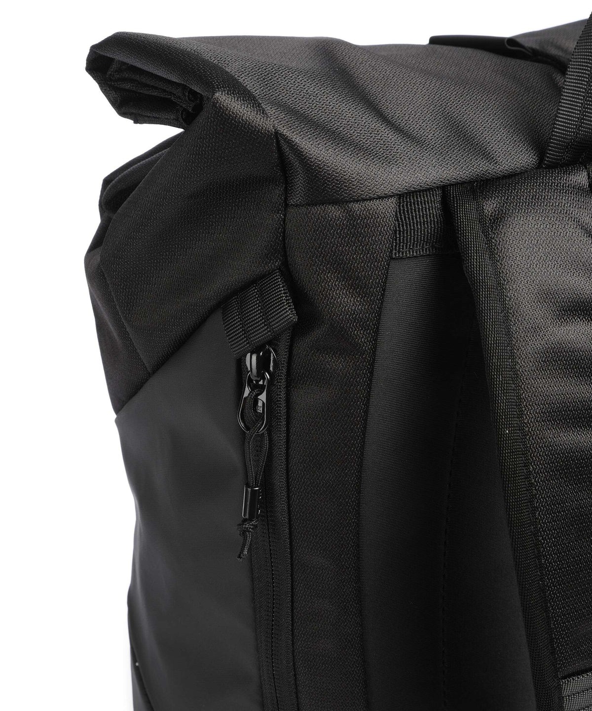 Nitro Cosmo 26 Rolltop backpack black out