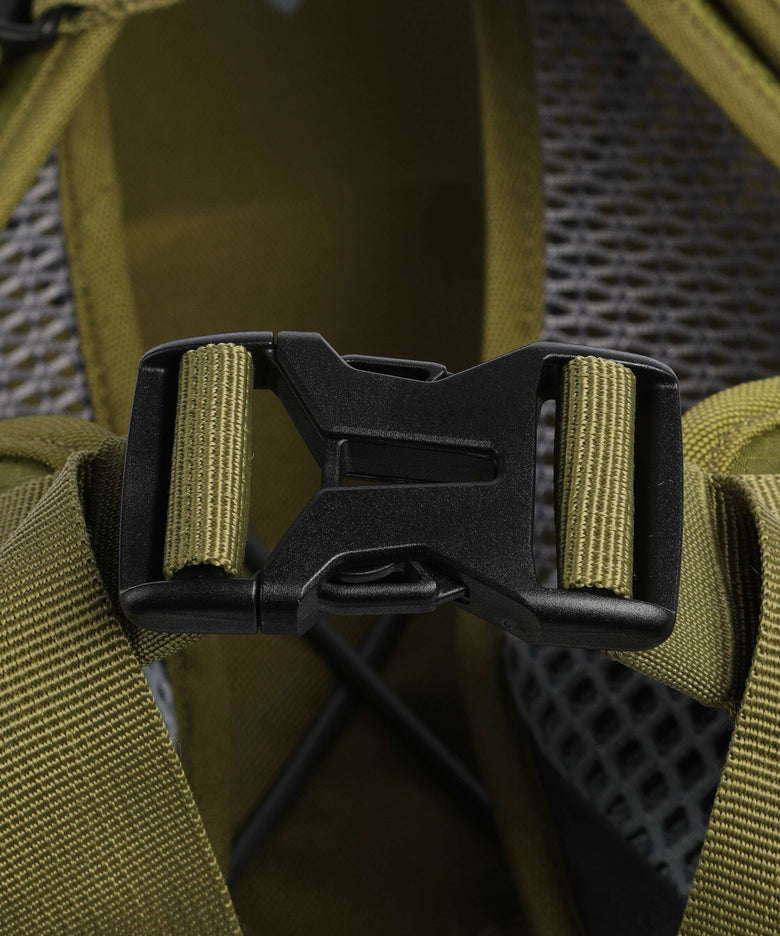 Deuter Race Air 14+3 Backpack linden/cactus