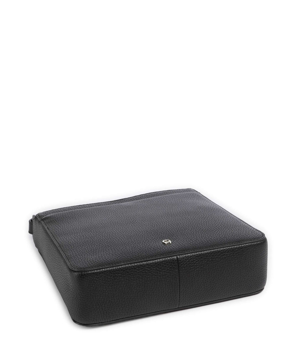 Aigner Pura M Shoulder bag black