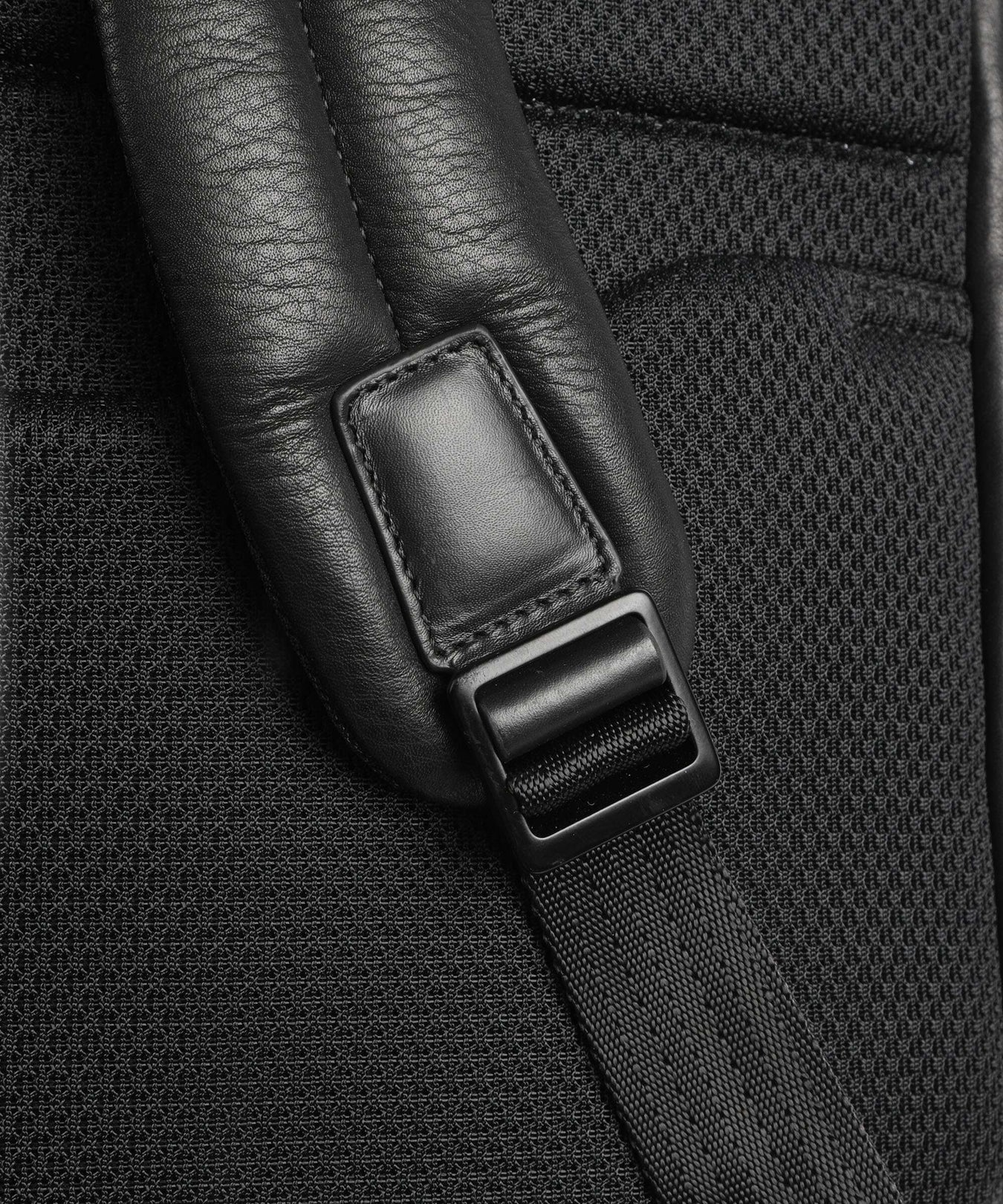 Porsche Design Roadster Evo L Backpack black