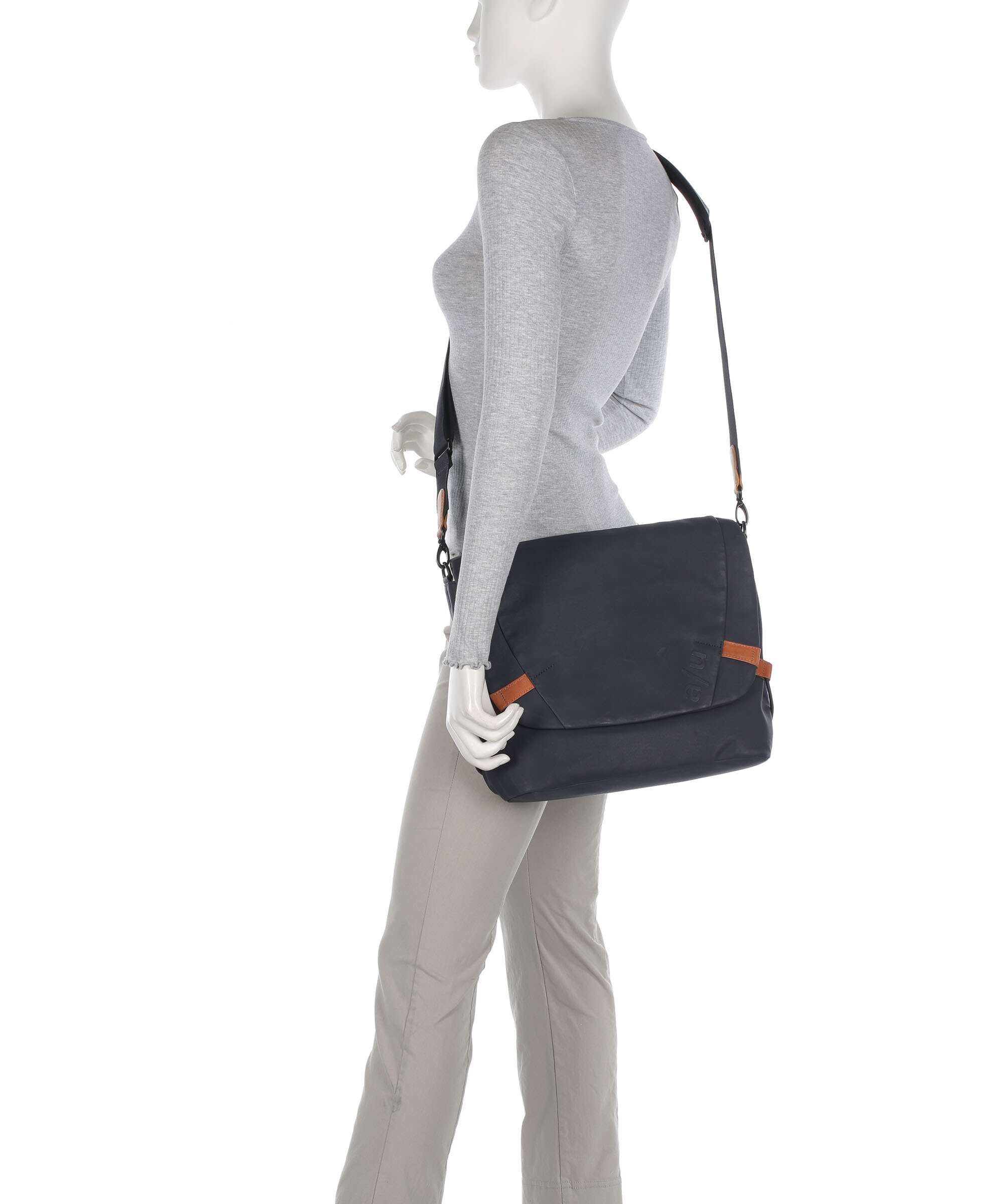 Aunts & Uncles Japan Matsumoto Messenger bag night blue
