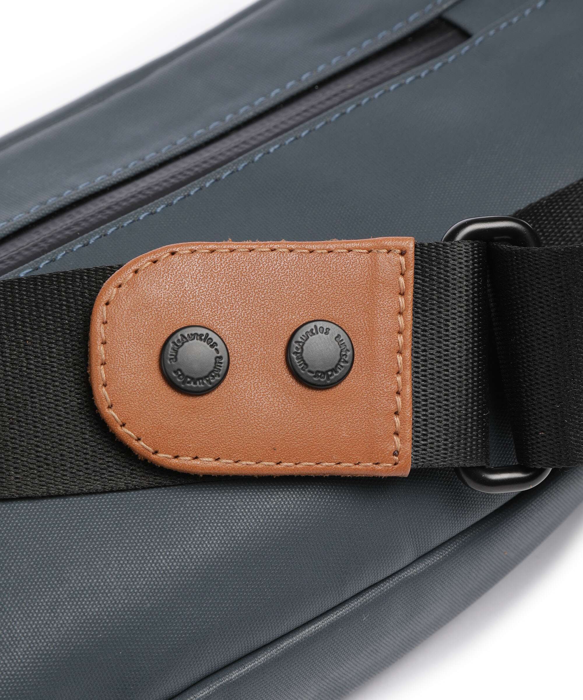 Aunts & Uncles Japan Ichikawa Belt bag cosmic voi