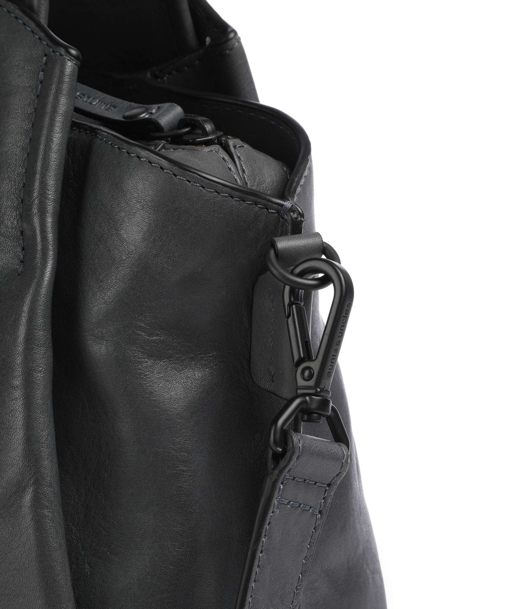 Aunts & Uncles Grandma's Luxury Club Mrs. Chiffon Pie Handbag wind