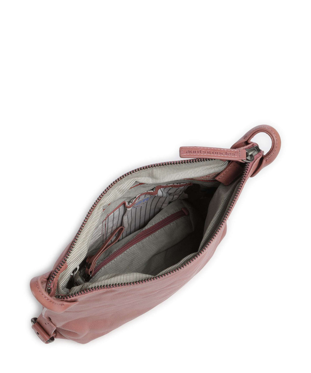 Aunts & Uncles Grandma's Luxury Club Mrs. Raisin Cookie Crossbody bag rose