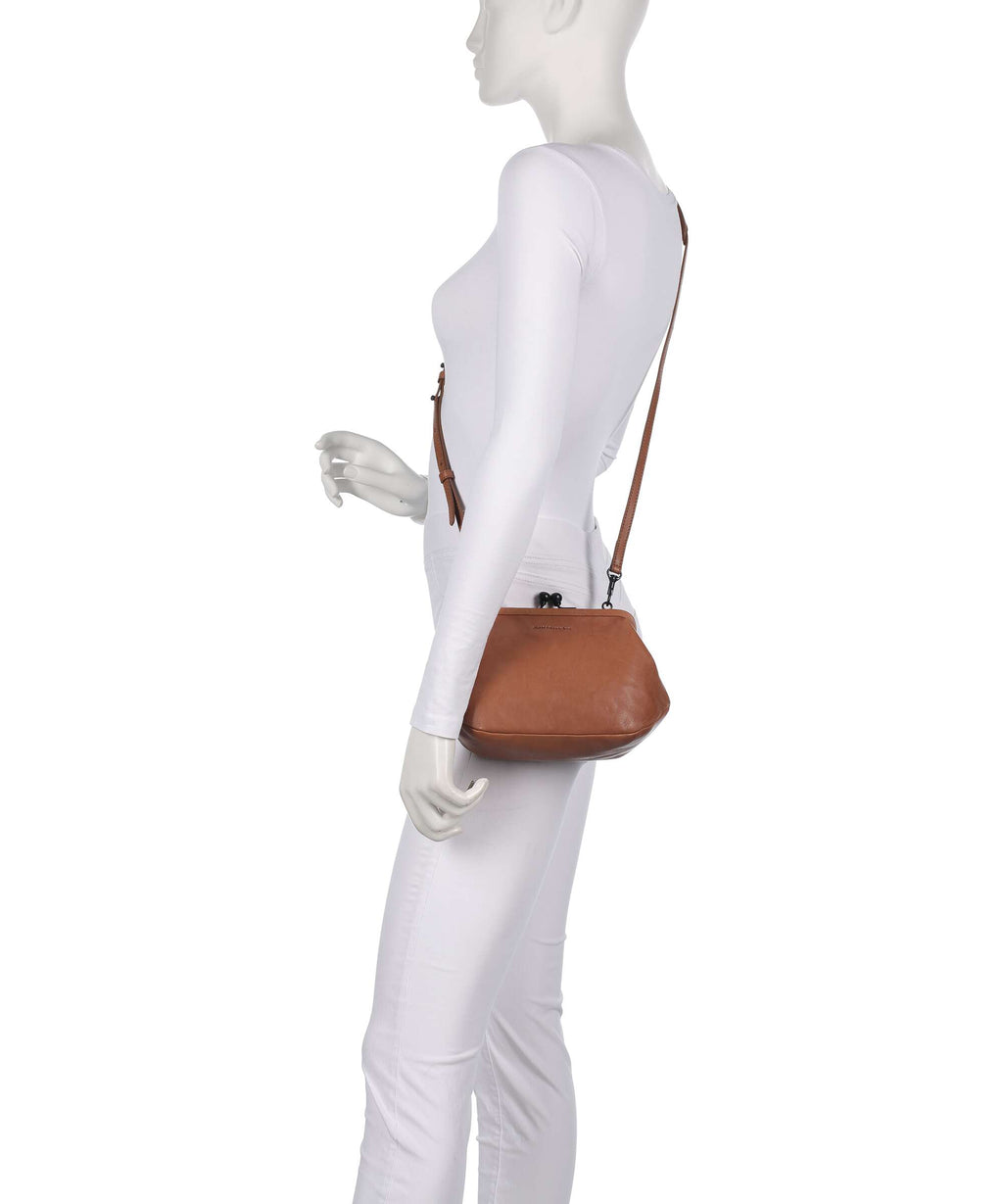 Aunts & Uncles Grandma's Luxury Club Mrs. Pizzelle Crossbody bag caramel