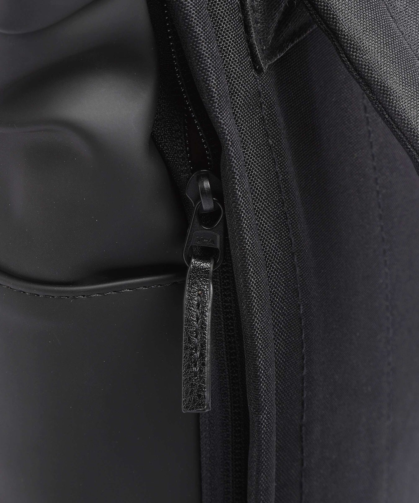 Ucon Acrobatics Lotus Hajo Macro Rolltop backpack black