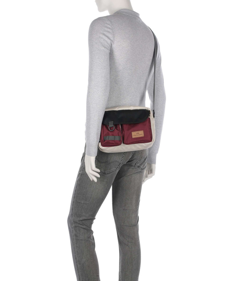 Doughnut Reborn Mission Lite Crossbody bag stone/wine