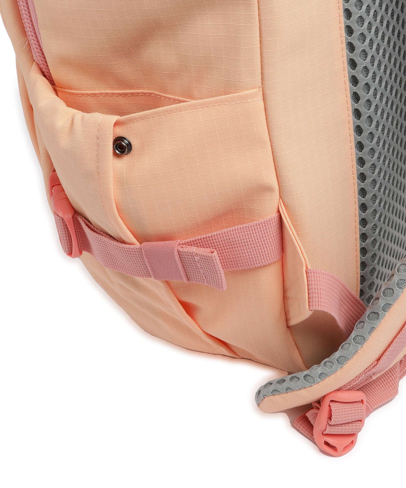 Cabin Zero ADV 32 Travel backpack sunny day