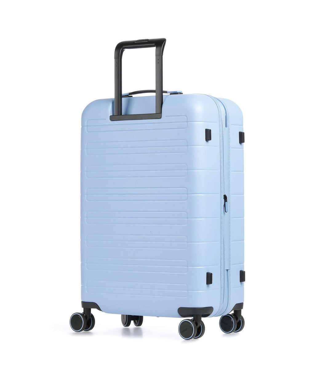 American Tourister Novastream Spinner (4 wheels) pastel blue