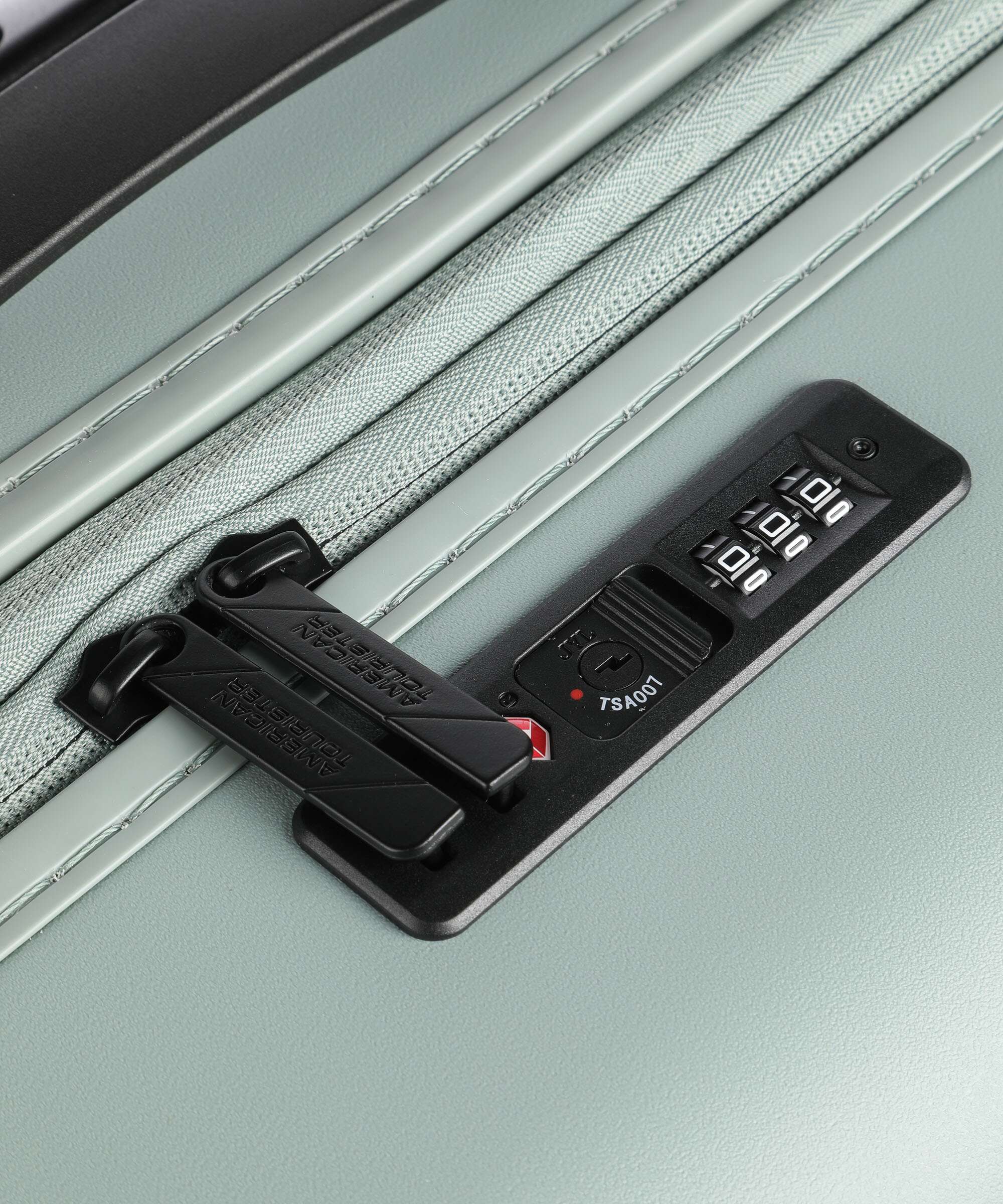 American Tourister Novastream Spinner (4 wheels) nomad green