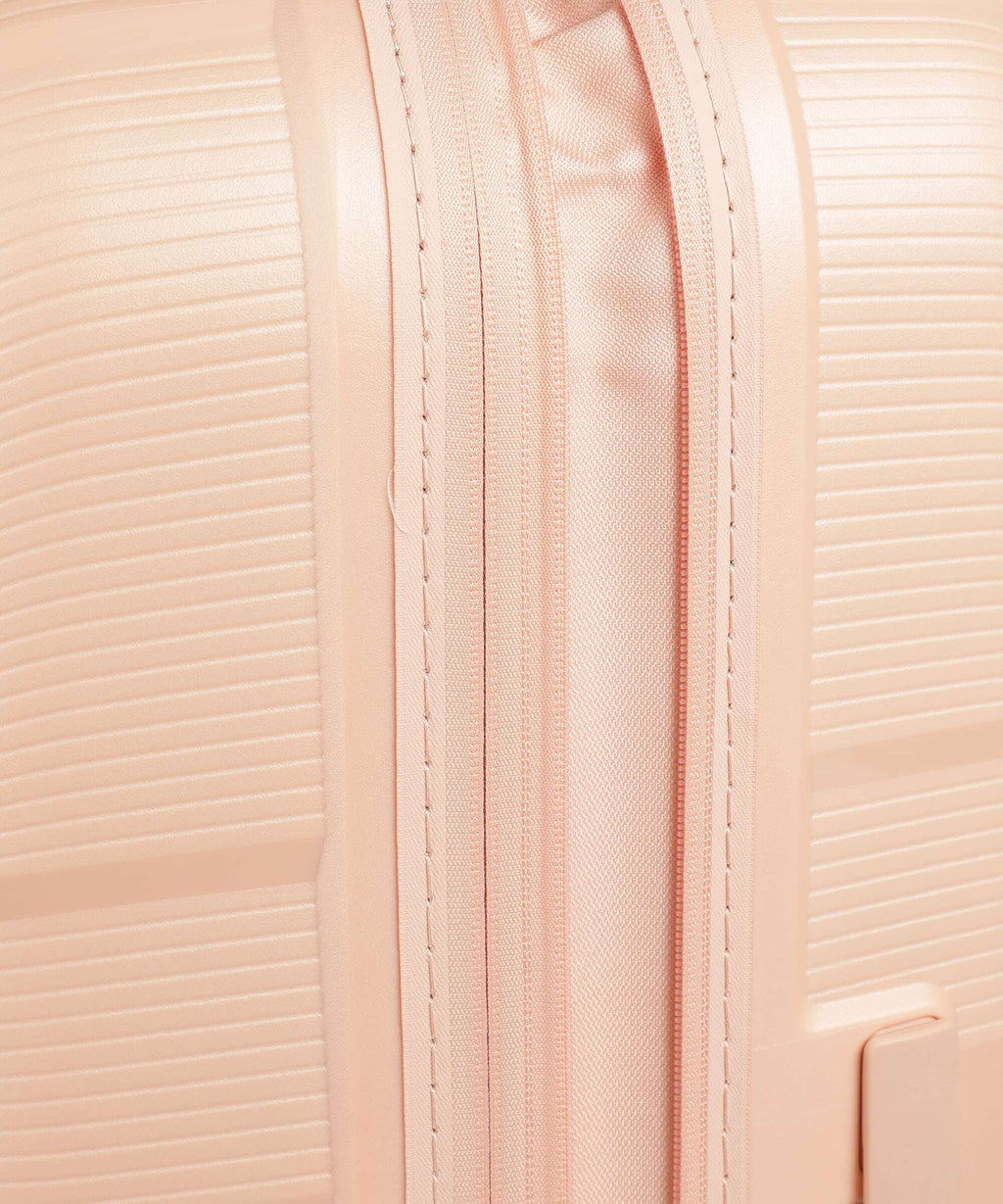 American Tourister Starvibe Spinner (4 wheels) metallic peach