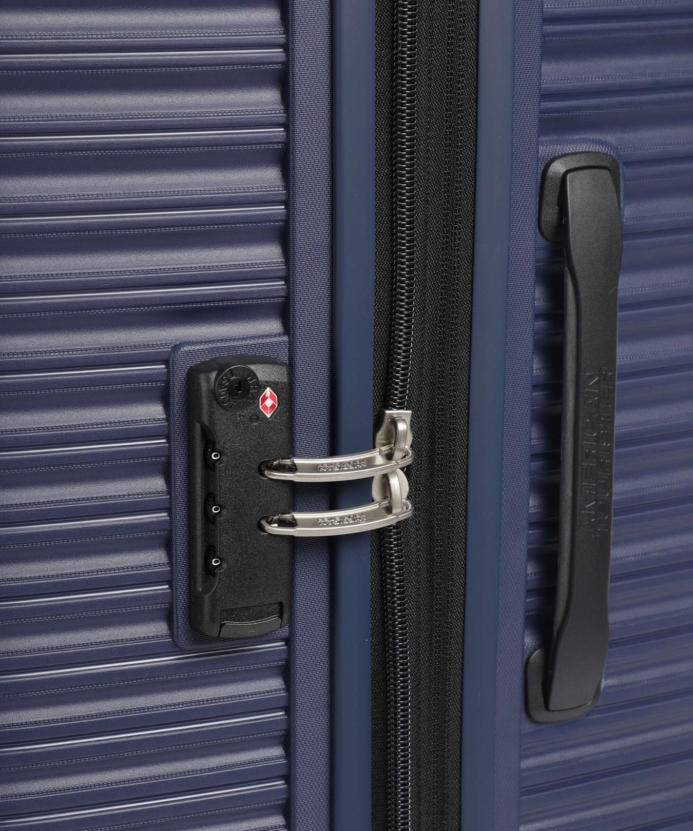 American Tourister Liftoff Suitcase set (4 wheels) midnight blue