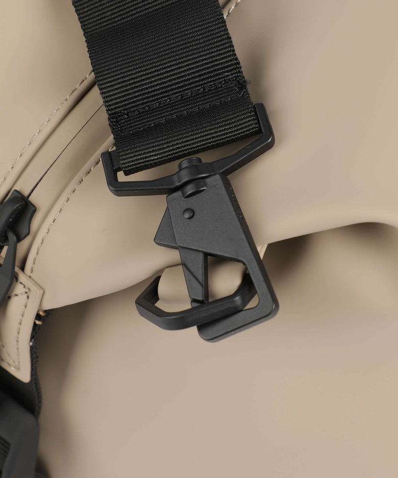 Rains Hilo Weekend bag beige