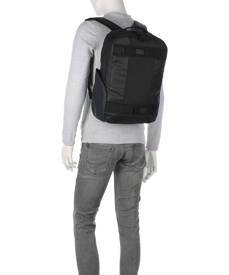 Db Skate 20L Backpack black out