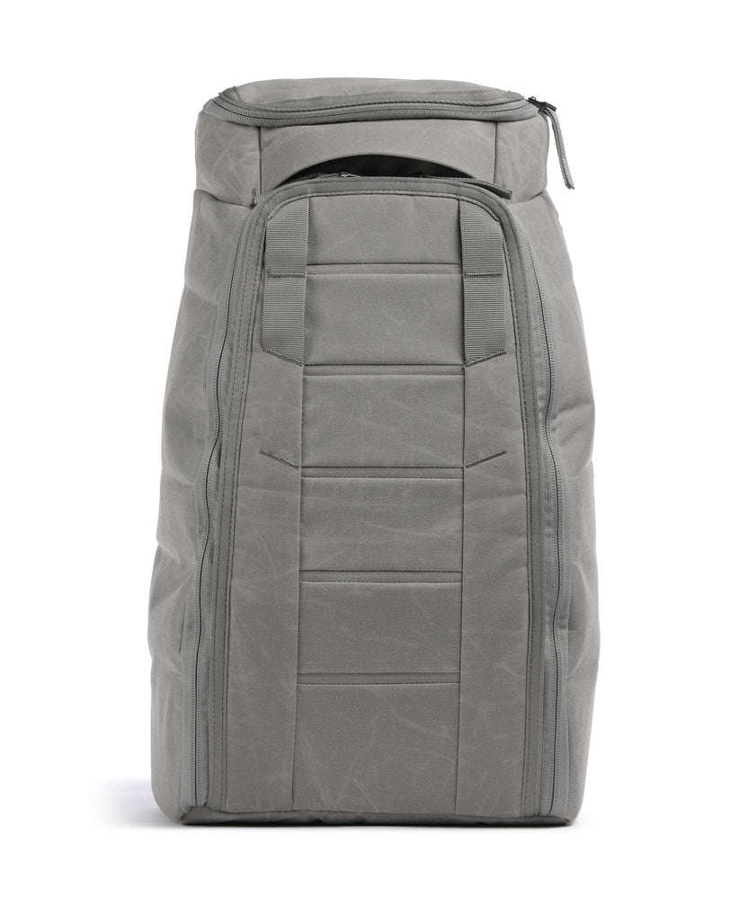 Db Hugger 20L Backpack sand grey