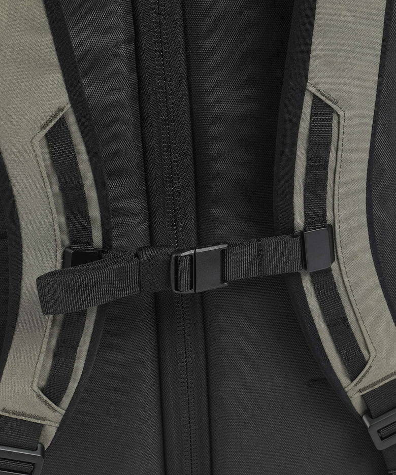 Db Roamer 90L Travel backpack forest green