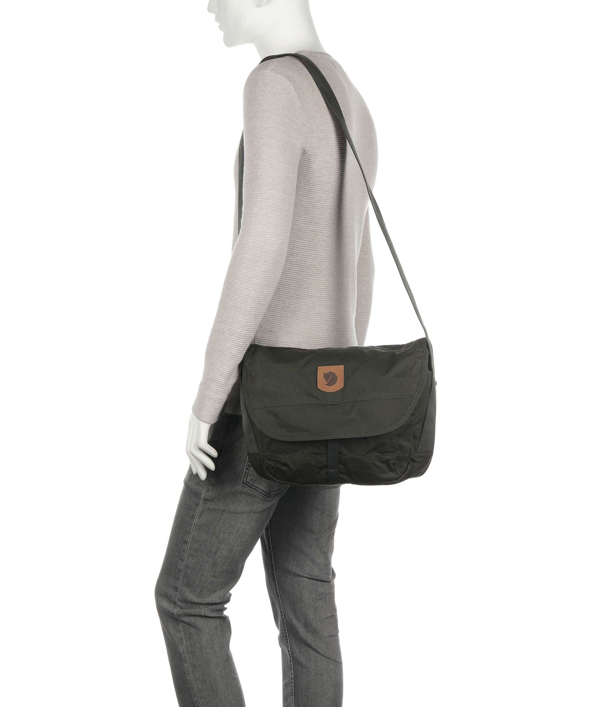Fjällräven Greenland Small Messenger bag forest green