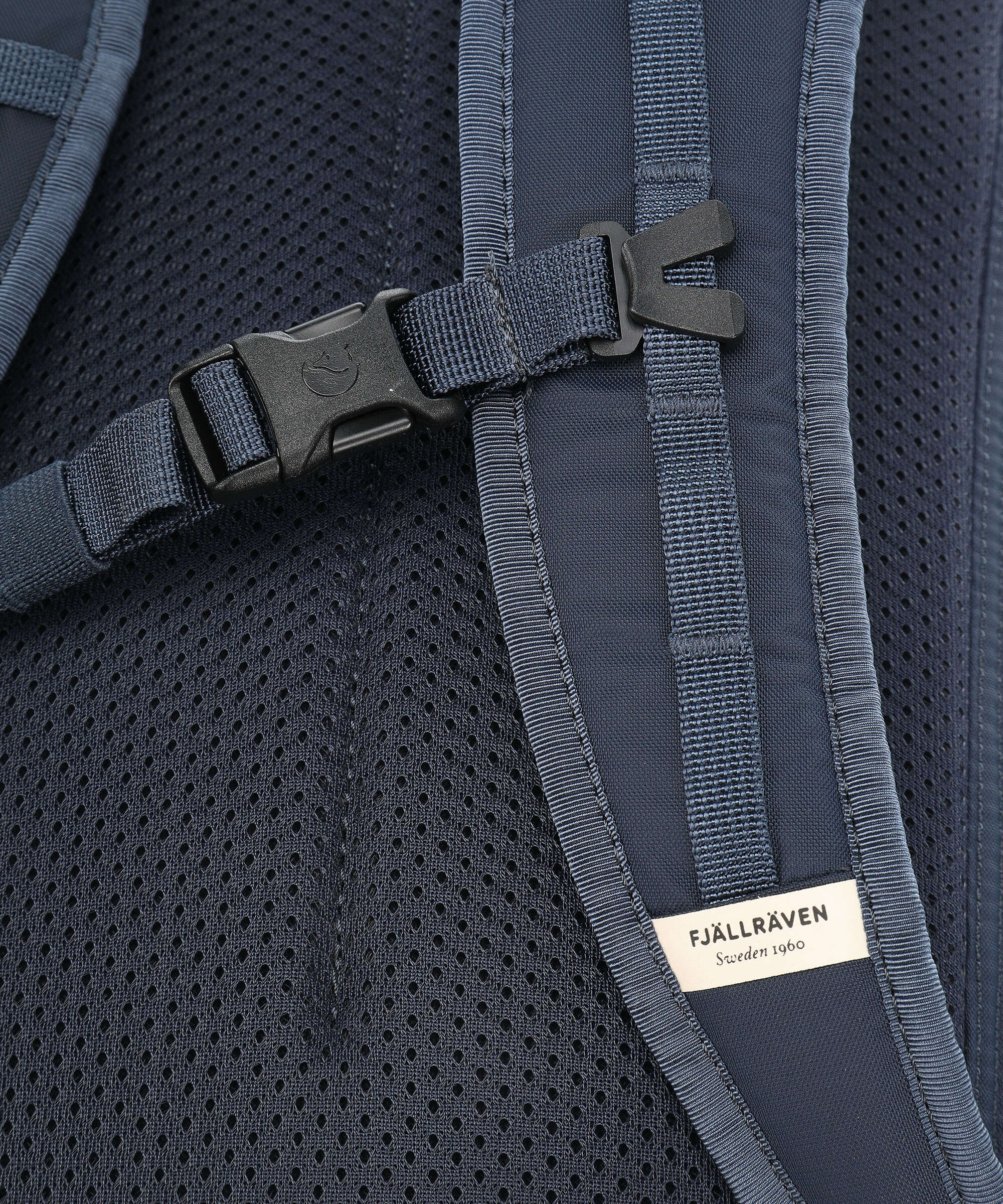 Fjällräven High Coast 24 Rolltop backpack navy