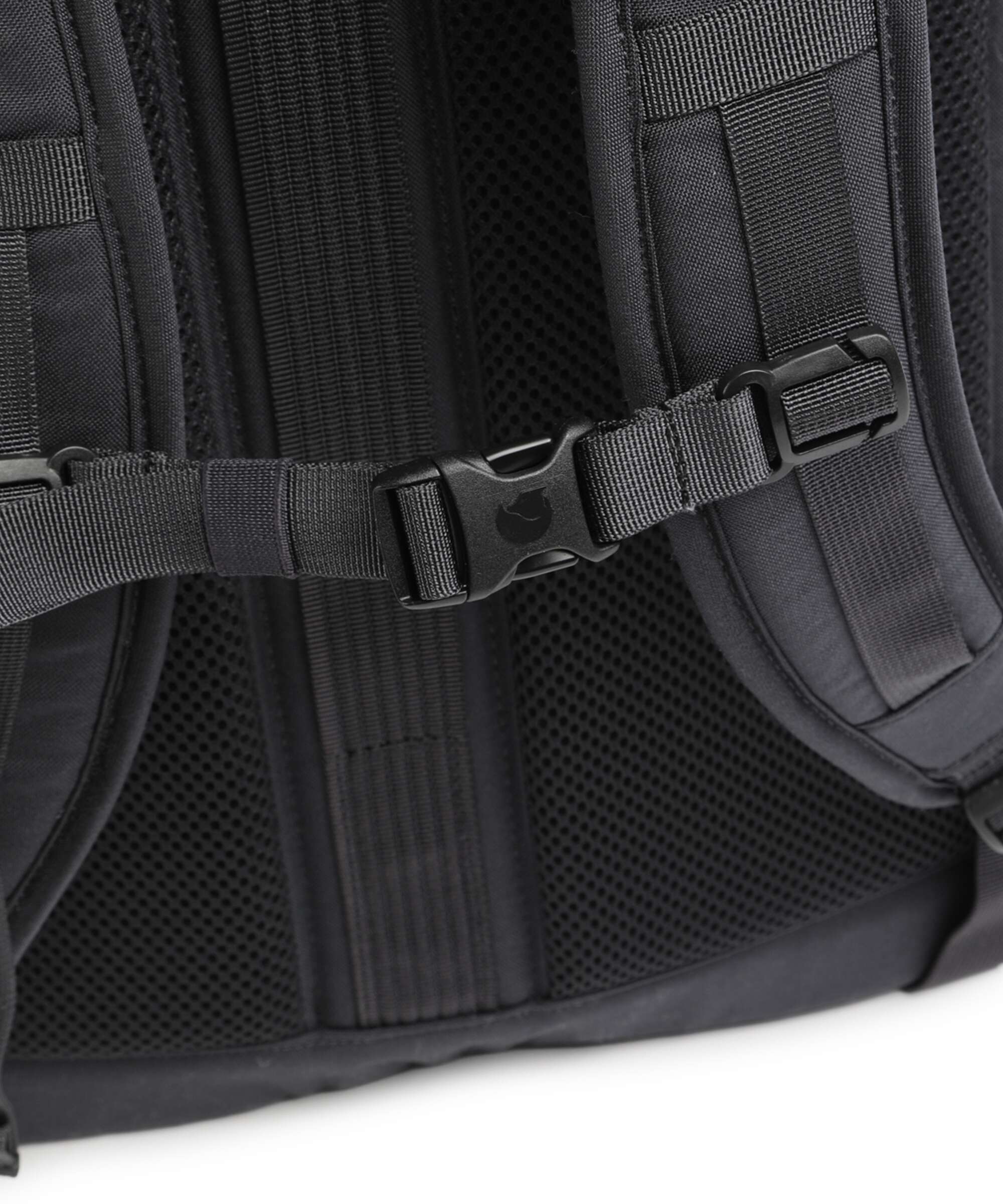 Fjällräven Travel 30 Travel backpack coal black
