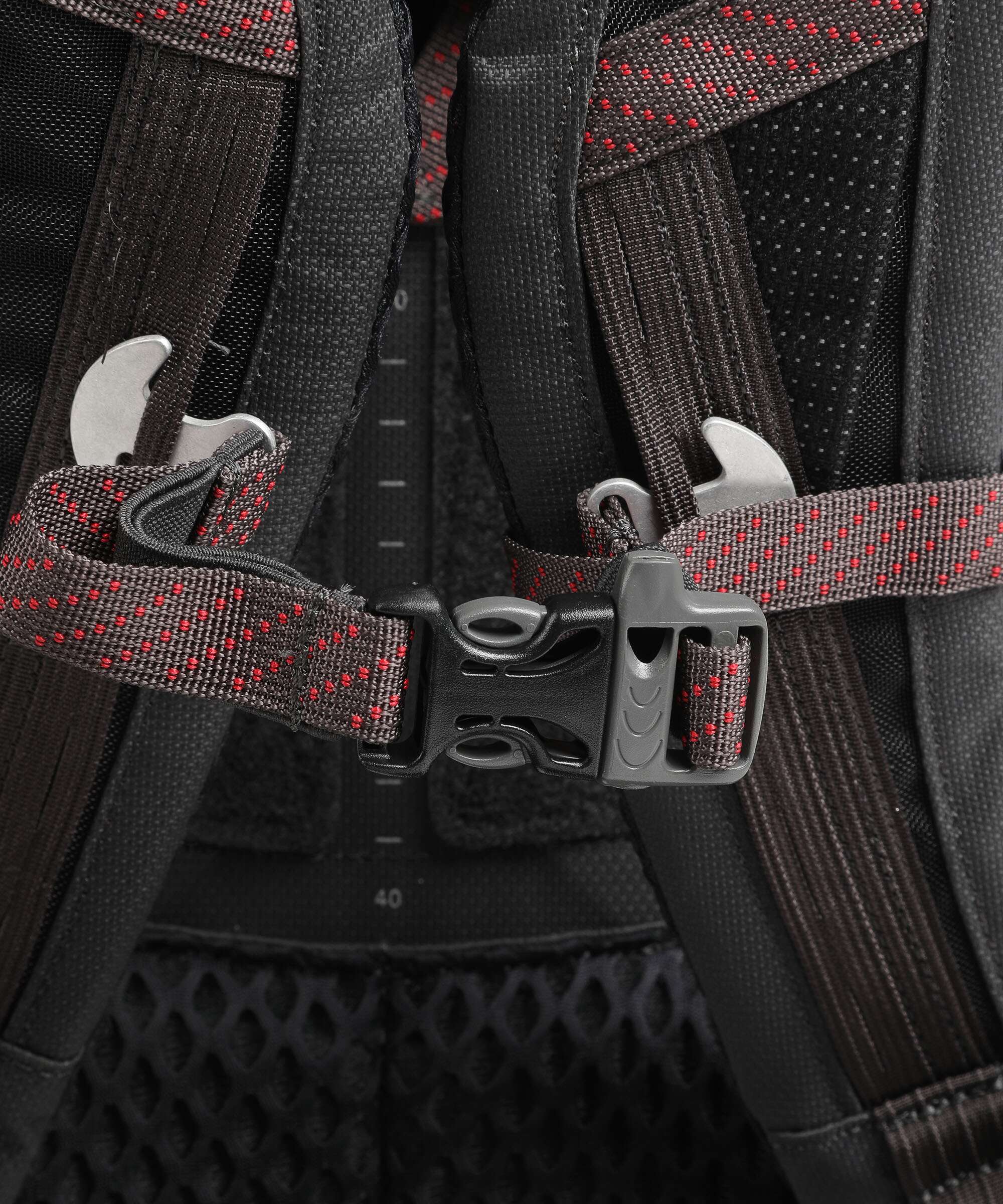 Klättermusen Bergelmer 30 Hiking backpack raven