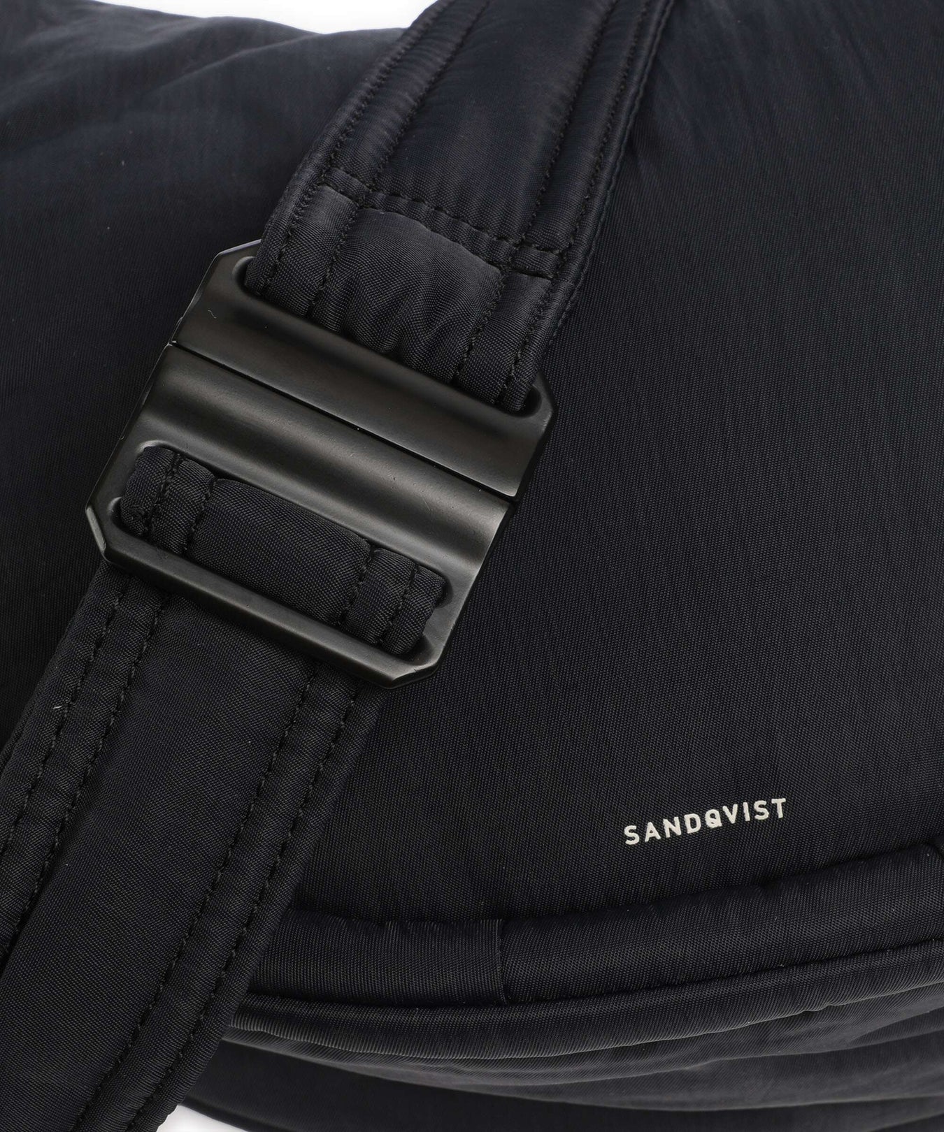 Sandqvist Curve S Crossbody bag black