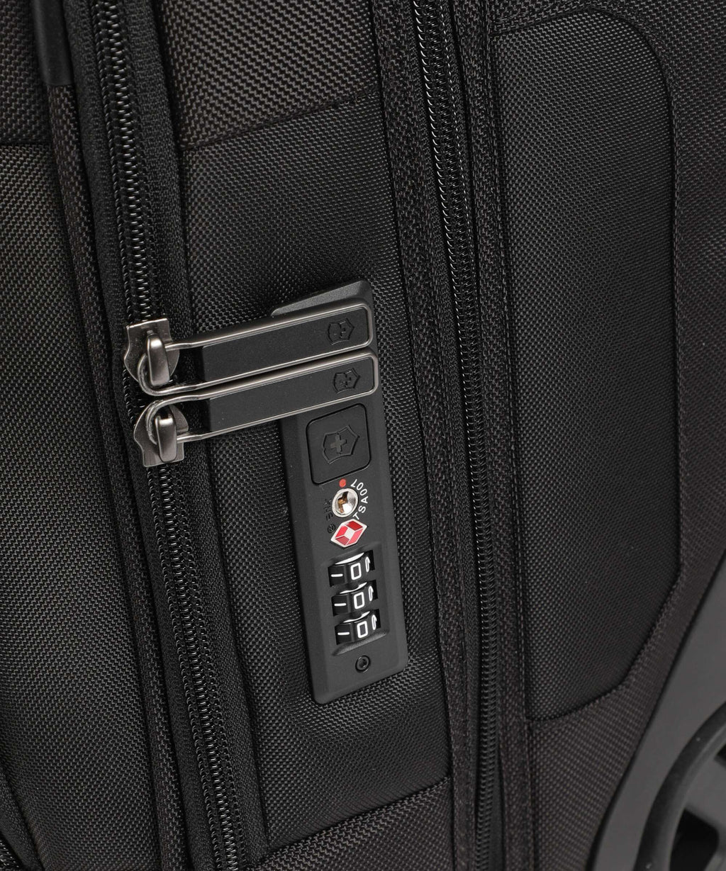 Victorinox Werks Traveler 7.0 Rolling briefcase black
