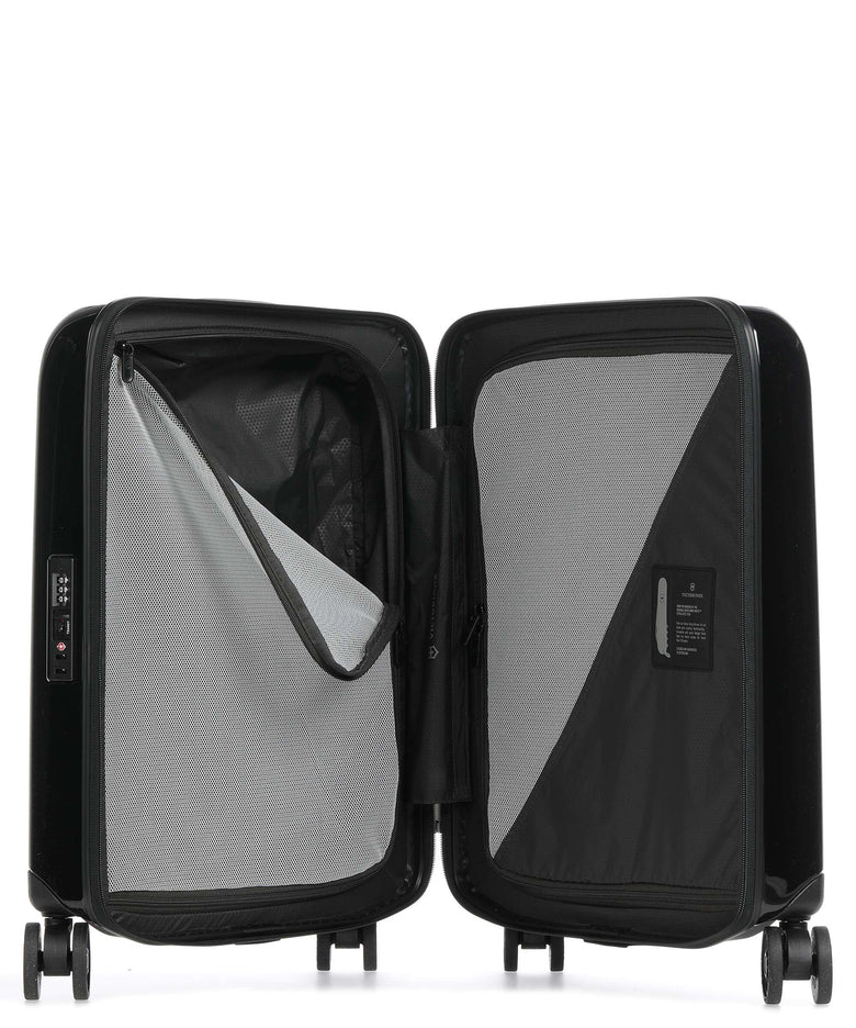 Victorinox Airox Global Spinner (4 wheels) black
