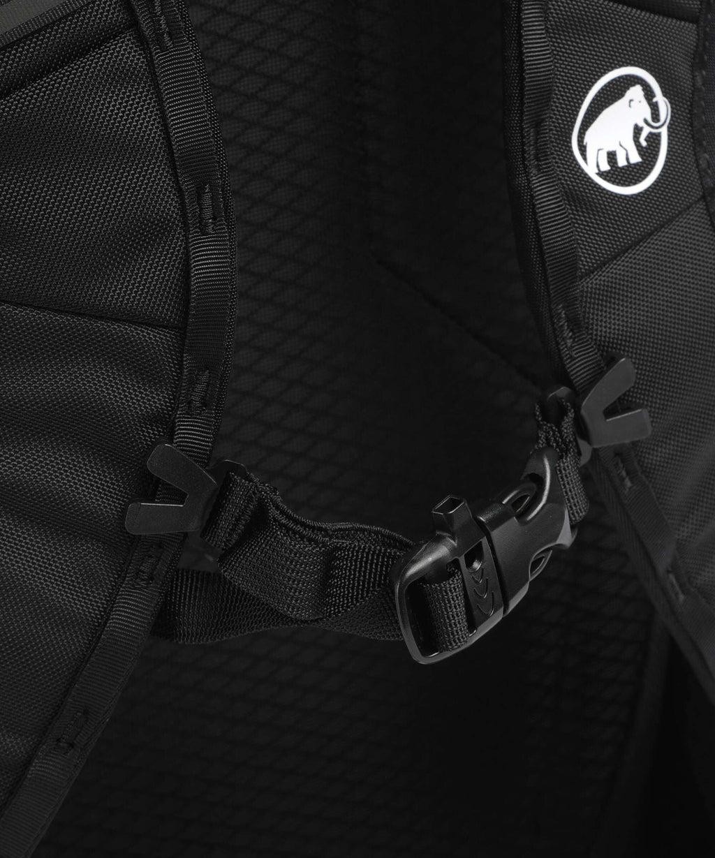 Mammut Nirvana 28 Hiking backpack black