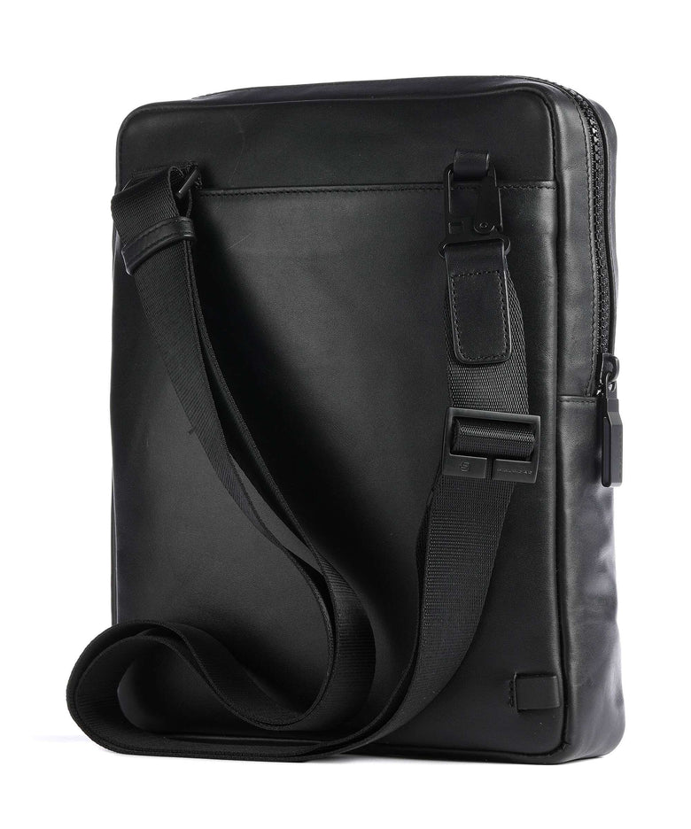 Piquadro Finn Crossbody bag black