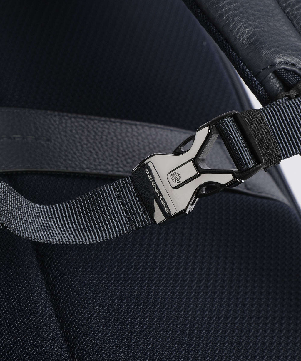 Piquadro Modus Special Travel backpack blue