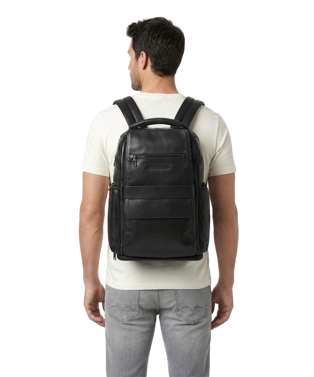 Piquadro Solm Travel backpack black