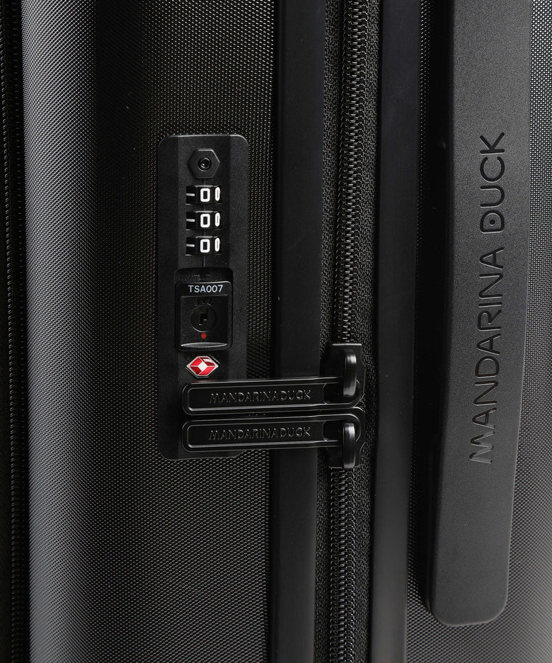 Mandarina Duck Tank Case Spinner (4 wheels) black