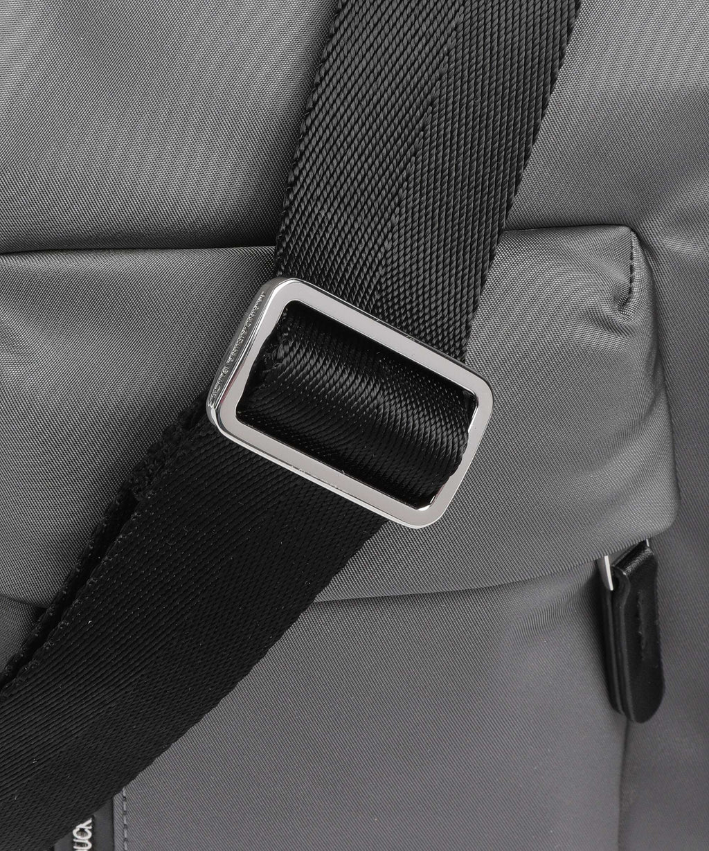 Mandarina Duck Hunter Crossbody bag smoked pearl