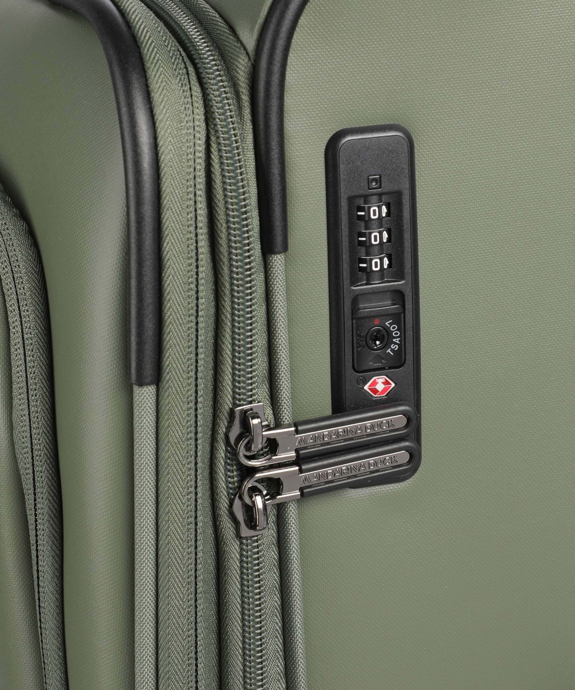 Mandarina Duck Eco Coated Spinner (4 wheels) pine green