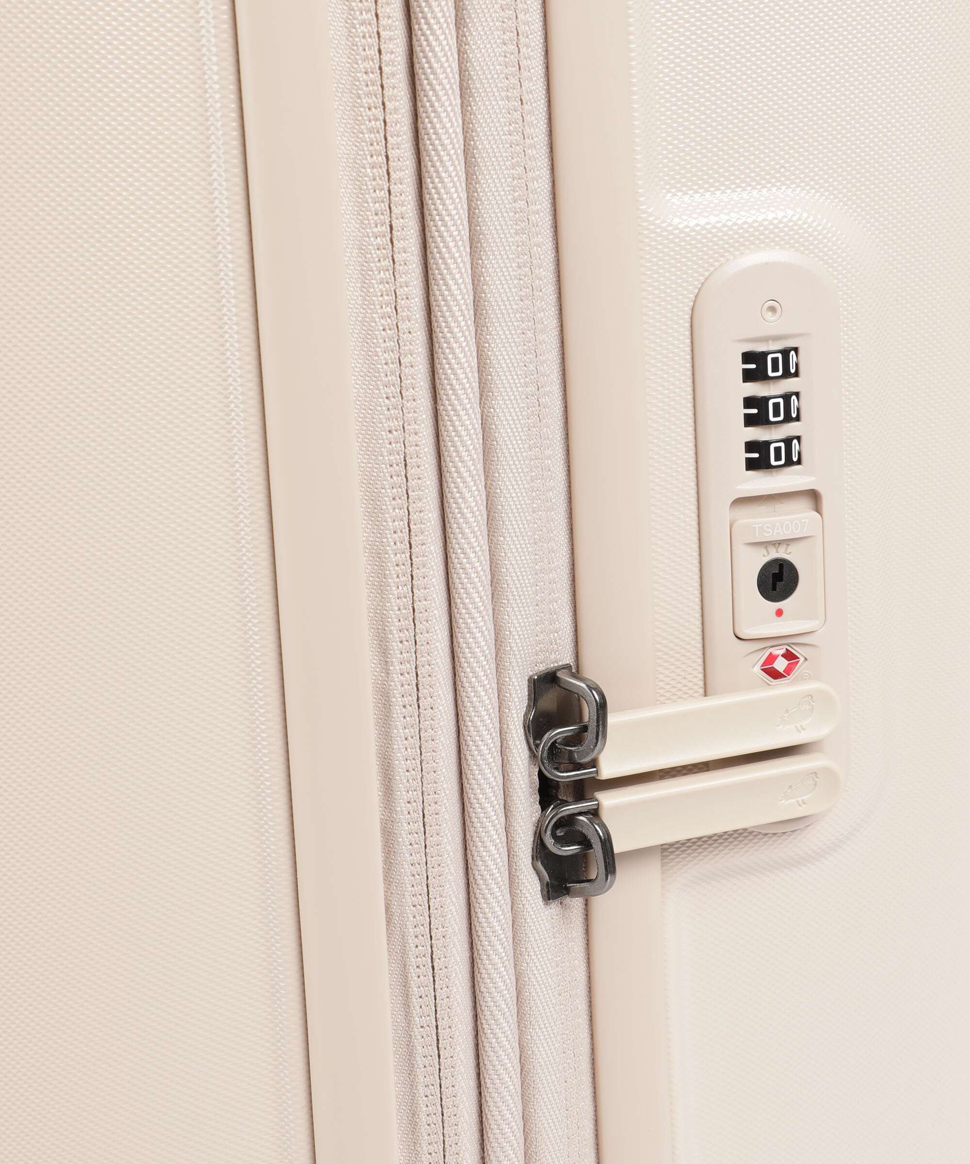 Mandarina Duck Logoduck+ Spinner (4 wheels) white mocha