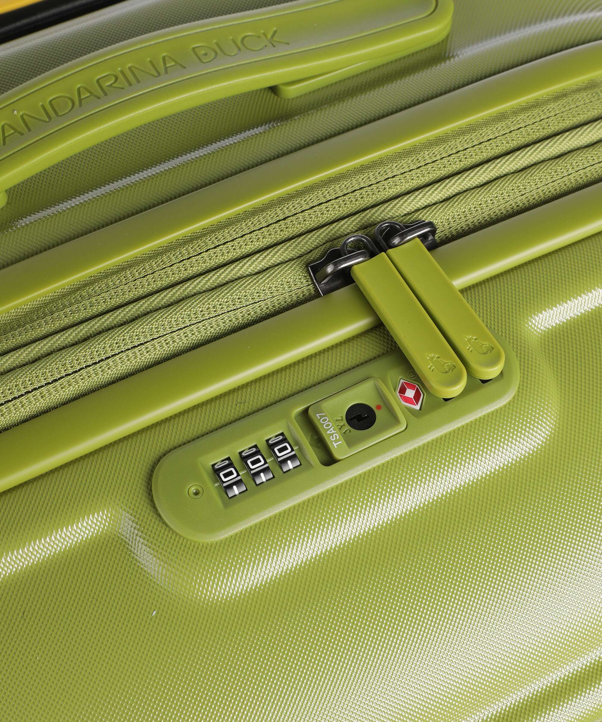 Mandarina Duck Logoduck+ Spinner (4 wheels) winter olive