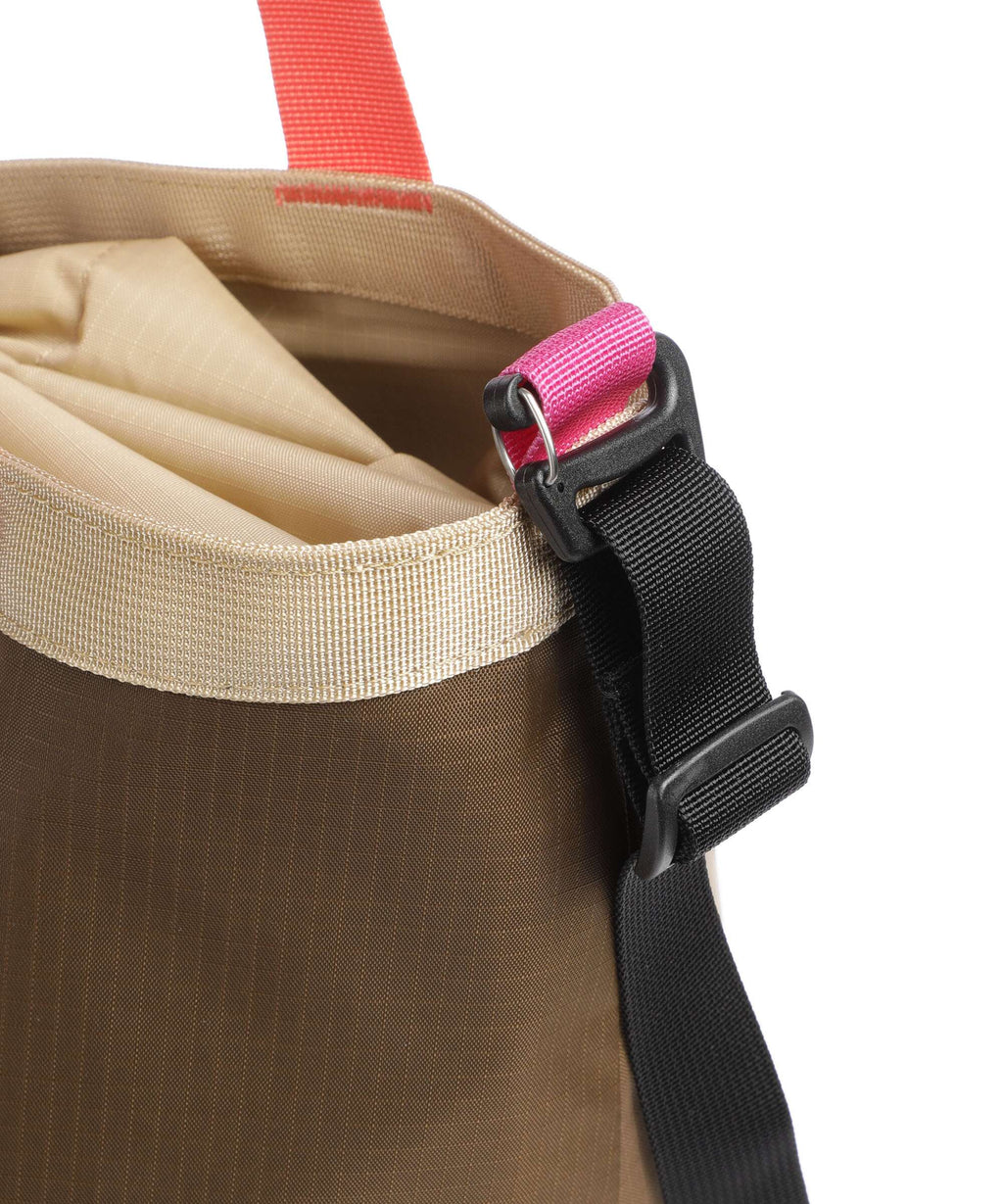 Topo Designs Mountain Utility Hobo bag desert palm/sahara