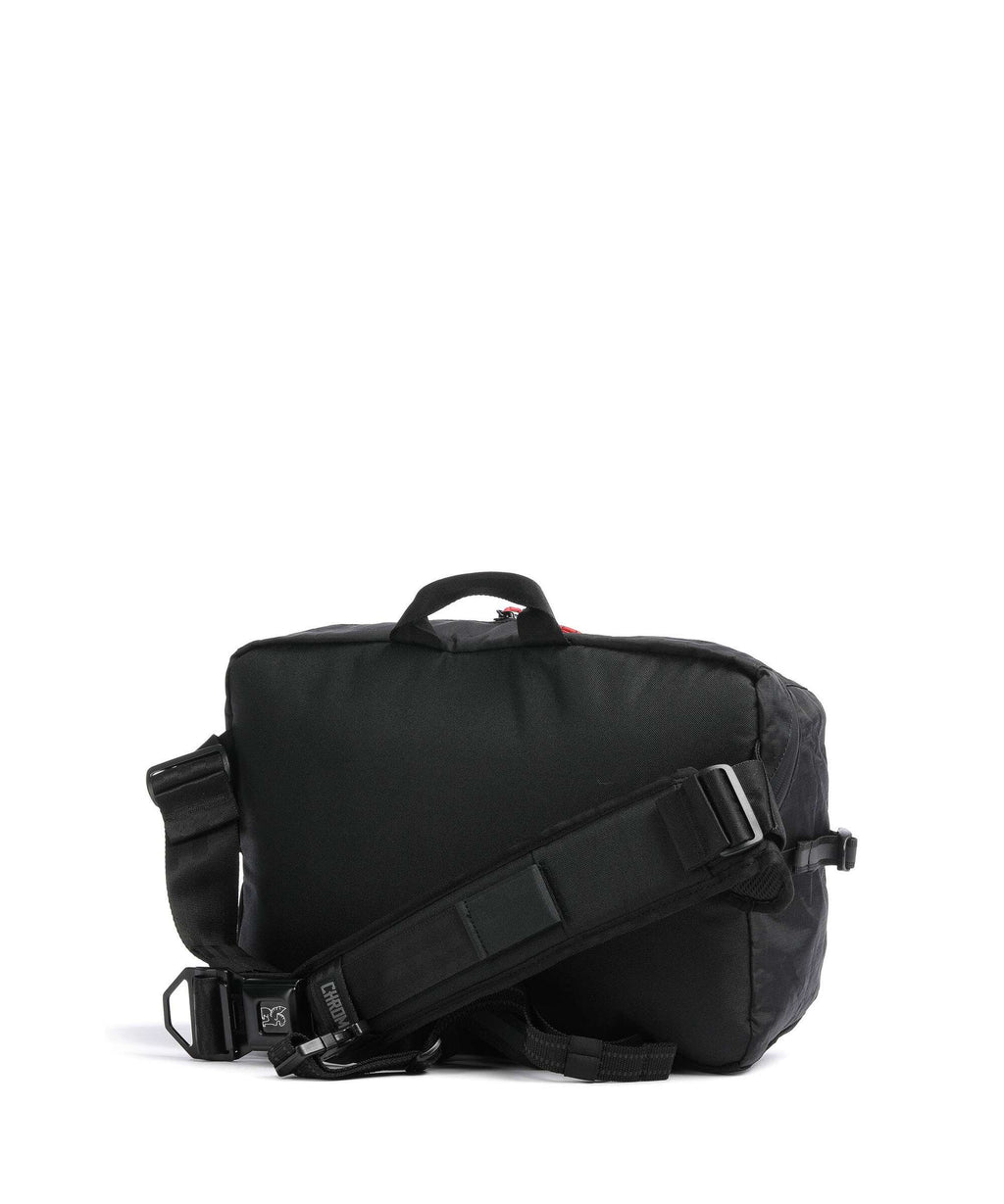 Chrome Kadet Max Crossbody bag black
