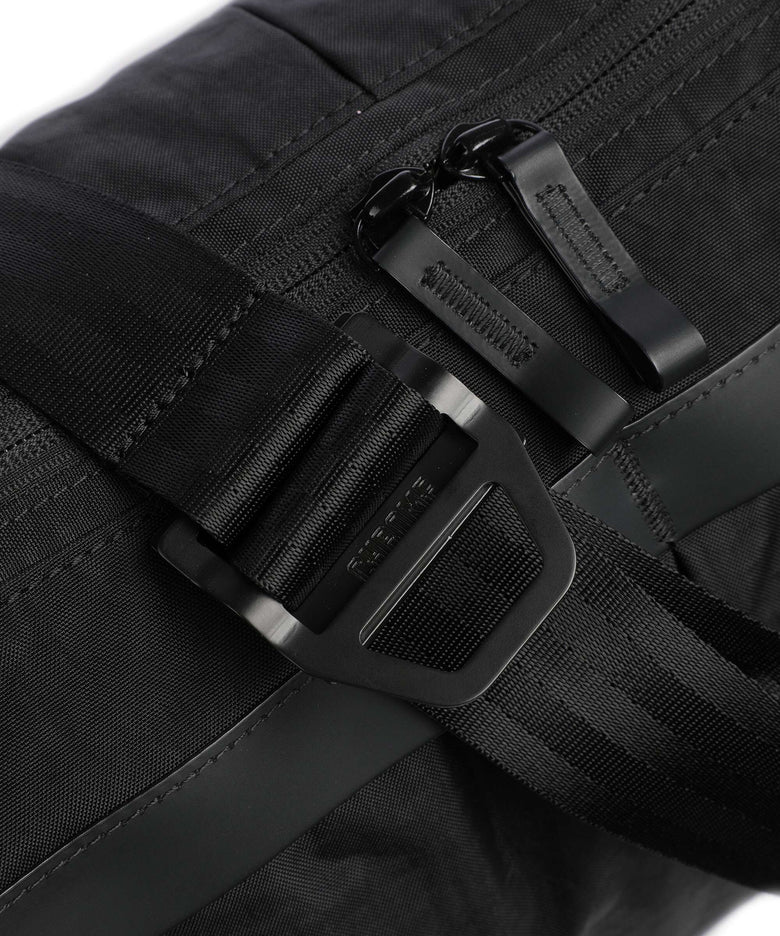 Chrome District Collection Yoyogi 14L Shoulder bag black