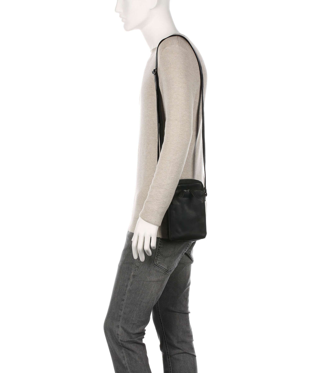 The Chesterfield Brand Hamilton Crossbody bag schwarz