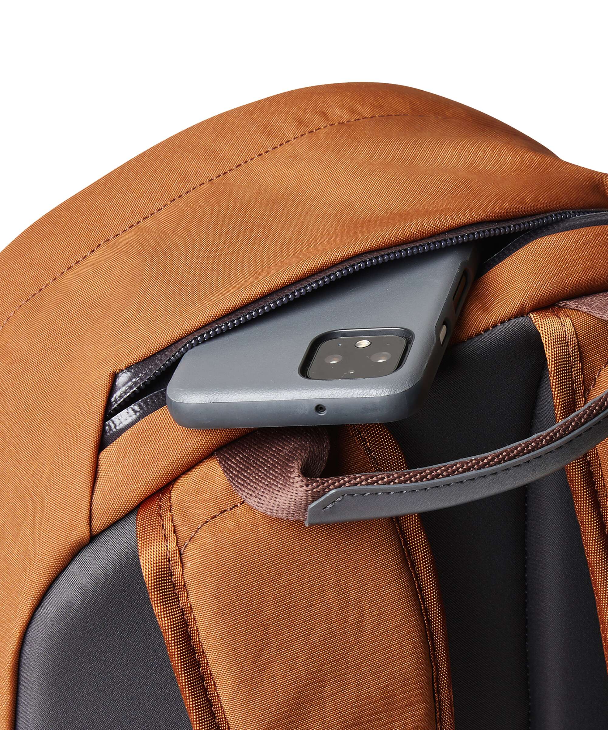 Bellroy Classic 20L Backpack bronze