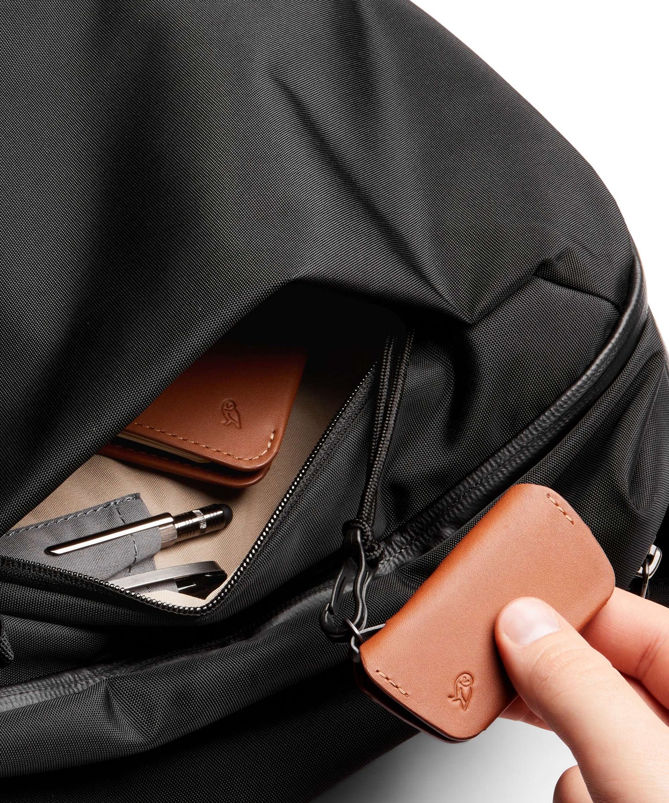Bellroy Transit 20L Backpack black