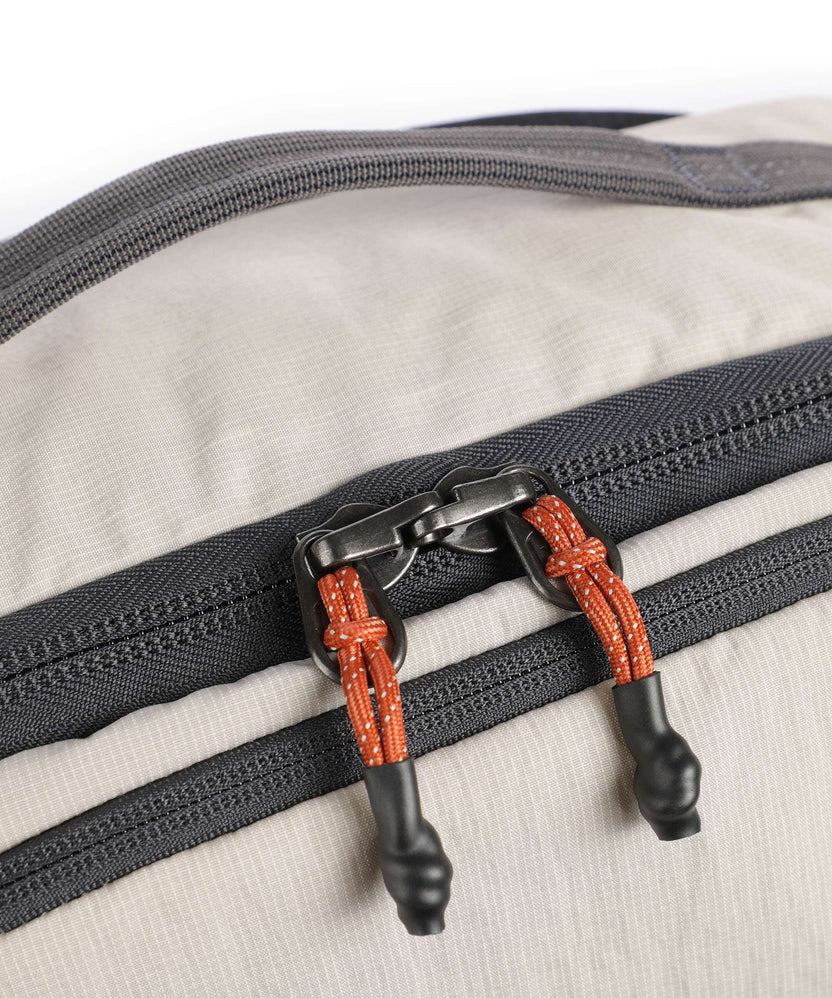 Bellroy Lite Travel bag with wheels ash